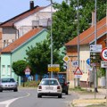 Napadnut automobil sa srpskim tablicama u Vukovaru: Vikali i nasrtali rukama na vozilo