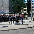 Mirnom šetnjom i parastosom obeležena godišnjica zločina u Dobrovoljačkoj ulici