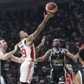 Tužna slika u finalu, Topić iznet sa terena – Zvezda vodi, Partizan nije u dobrom ritmu