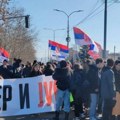 “Došlo je na naplat(n)u!” protest studenata i građana upravo se dešava u Nišu, na naplatnoj rampi Niš-sever