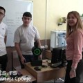 Stevan, Anja i Aleksa vode jednu od najboljih učeničkih kompanija u Srbiji! Kako srednjoškolci iz Varvarina proizvode struju…