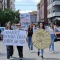 Kragujevčani istrajni: 100. blokada raskrsnice kod Uzora (FOTO)