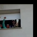 Koliko je ovo tužno... Pogledajte fotku koja je rasplakala planetu! Košarkaši Virtusa otišli kod Polonare u bolnicu sa…