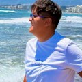 (Foto) Marija Šerifović kao "paradajz turista": Pevačica na plažu ponela sendvič u foliji i poručuje: "Ovo je život"