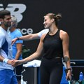 "Čekam da mi Novak napiše da sam mu savršena partnerka": Sabalenka se pred kamerama obratila Đokoviću