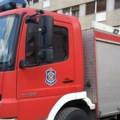 Buknuo požar u zgradi u Nišu: Vatrogasci odmah reagovali (video)