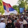 Uoči skupa na Slaviji, studenti i građani na više mesta, policija uglavnom oko Skupštine