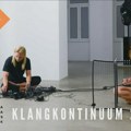 Novo iskustvo eksperimentalnog zvuka: Performans Johanesa Krumbeka i Darje Šatalove u U10