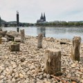 ФОТО: Сателит забележио како изгледају главне европске реке које су на рекордно ниском водостају