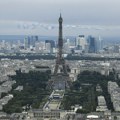 Pariz: Starija žena donela u crkvu dve granate, crkva odmah evakuisana