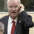 Preminuo Ratko Mladić, njegovom lociranju pomagao Aleksandar Vučić