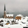 Sneg izazvao probleme u Austriji, zatvoreni pojedini planinski putevi