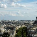 Drama u Parizu! Evakuisani ljudi iz Ajfelove kule: Razlog je strašan, ekipe odmah izašle na lice mesta