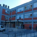 Ispunjeno obećanje dato roditeljima: Gotovi radovi na obnovljenoj i dograđenoj školi "Svetislav Golubović Mitraljeta"…