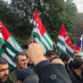 Demonstranti upali u parlament u Abhaziji, opozicija zatražila ostavku predsjednika