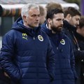 Fenerbahče odgovorio galatasaraju zbog izjave Murinja: „Kada kažeš da neko skače kao majmun, ne misliš da je taj neko…