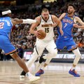 Jokić u proseku tripl-dabl protiv Tandera, ali…