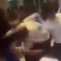 Snimljena tuča na kruzeru Sukob zbog pilećih kotleta