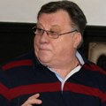 Oglasio se ministar u vladi BiH zbog stanja Halida Bešlića: "Uveren sam da će izaći kao pobednik", objavio emotivnu fotografiju…