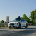 VIDEO: Robotaksiji i na auto-putevima u SAD