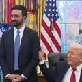 Неочекивана сцена У белој кући: Трамп се састао са љутим ривалом, добили изузетно незгодно питање! "У реду је... Лакше ти је…
