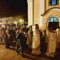 U hramovima Eparhije šumadijske služena ponoćna liturgija