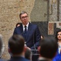 Vučić: Trend u svetu je da se skraćuje radno vreme, to neće biti trend u Srbiji /video/