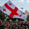 Ne smiruje se u Tbilisiju: I Posle izbora haotično - Privedeno nekoliko demonstranata u blizini zgrade CIK-a