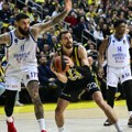 Srbin doneo pobedu fenerbahčeu: Odlični Marko Gudurić srušio Efes u Evroligi