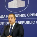 Dačić: Desetoro uhapšenih zbog napada na policiju u Novom Pazaru