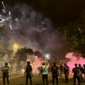 „Ljubav prema Srbiji“: Topovski udari kod porodilišta