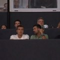 Новак и Богдан овакву прилику не пропуштају! Ђоковић и Богдановић увеличали спектакл...