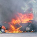 Na automobil Slaviše Slavkovića u Rabovcu bačen "Molotovljev koktel"