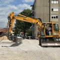 Napreduju radovi na uređenju prostora oko stambenih zgrada u ulici Omladinskih brigada