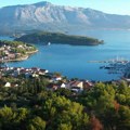 Zagazili u vodu, pa doživeli šok! Užas na popularnoj plaži na hrvatskom ostrvu: Odmah izdato hitno upozorenje, kupanje strogo…
