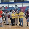 Ko kaže da su godine prepreka? Više od 300 penzionera stiglo u Zrenjanin, a ono što su pokazali na terenu mnoge je iznenadilo…