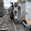 Teška željeznička nesreća kod Bakra, s tračnica izletio teretni vlak