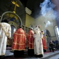 Cela Srbija priča o njemu Sveštenik na liturgiji trgao mnoge vernike (foto)