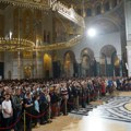 Održana Vaskršnja liturgija u hramu Svetog Save u Beogradu: Evo ko je od poznatih prisustvovao (FOTO)