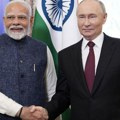 Putin i Modi razgovarali o rusko-indijskim odnosima na samitu BRIKS-a