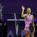 WTA lista: Rang karijere Ćinven Dženg, Olga i dalje 53.