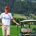 Crvena zvezda predstavila treću garnituru, Seol u ulozi manekena