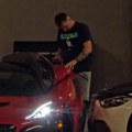 VIDEO „Plaču nekad i bogati“: Dončića zagradili na parkingu i nemoćno gledao u hiperauto od dva miliona evra, urnebesna…