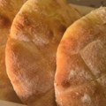 Srpska lepinja među 10 najboljih hlebova u Evropi Skromni hleb sa naših prostora osvaja svet! Evo zašto se ovako visoko kotira…