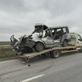 Четири особе погинуле у саобраћајној несрећи на путу Рума-Ириг