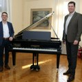Na njemu će svirati najbolji mladi muzičari: Grad Šabac kupio polukoncertni klavir koji je bio u vlasništvu Mihaila…