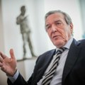Njemačka: Schroeder ne može biti posrednik u pregovorima s Putinom