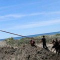 Demonstranti u Albaniji rušili ograde oko lokacije planirane za luksuzni projekat