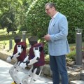 Vučić pozvao sve na skup 27. juna u 18 h, predstavio robote koji će biti na skupu