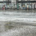 Hitno upozorenje RHMZ: Kojim delovima zemlje prete pljuskovi, grad i olujni vetrovi?